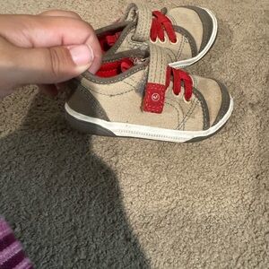 Stride rite sneakers 4.5